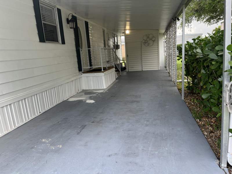 2 bedroom Mobile Home at 6711 NW 44th Way #T-08, Deerfield Lake, Coconut Creek — photo 2
