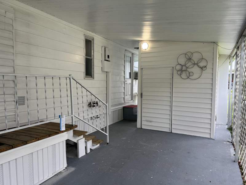 2 bedroom Mobile Home at 6711 NW 44th Way #T-08, Deerfield Lake, Coconut Creek — photo 3