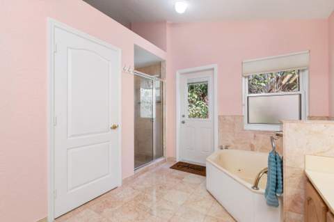 9213 Heathridge Drive, West Palm Beach FL - photo 16 of 57