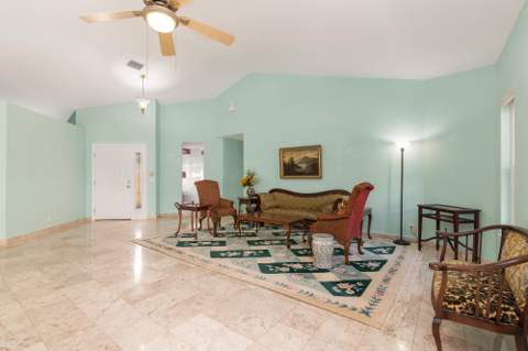 9213 Heathridge Drive, West Palm Beach FL - photo 7 of 57