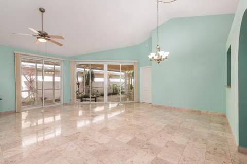 9213 Heathridge Drive, West Palm Beach FL - photo 6 of 57