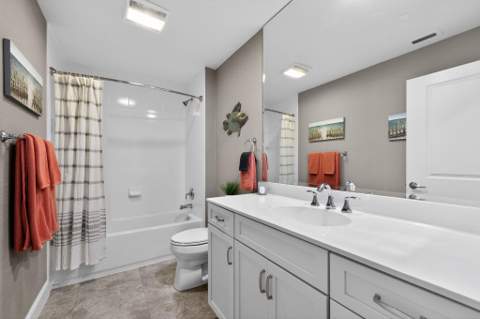 915 Bay Colony Drive, Juno Beach FL - photo 18 of 38