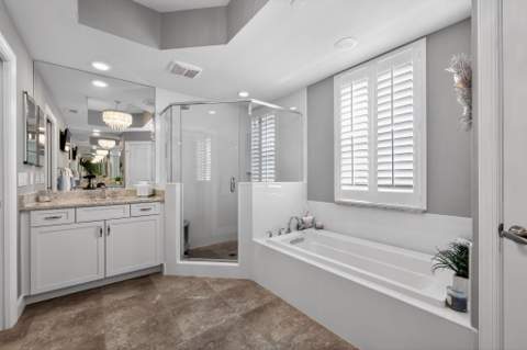 915 Bay Colony Drive, Juno Beach FL - photo 15 of 38