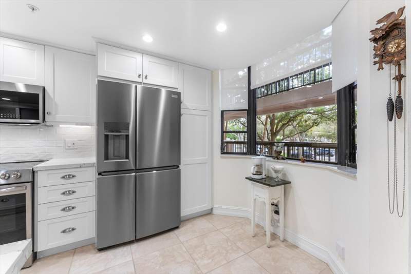 3 bedroom Condominium at 6420 Boca Del Mar Drive #201, Glens Condo, Boca Raton — photo 4