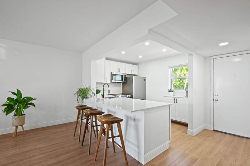1 bedroom Condominium at 230 NE 26th Avenue #2160, Village Royale On The Green Condo, Boynton Beach — photo 4