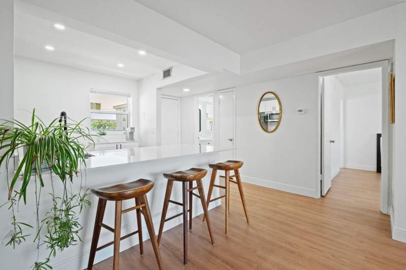 1 bedroom Condominium at 230 NE 26th Avenue #2160, Village Royale On The Green Condo, Boynton Beach — photo 5
