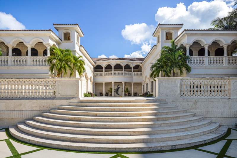 6 bedroom Single Family Residence at 1075 Hillsboro Mile, Hillsboro Mile, Hillsboro Beach — photo 5