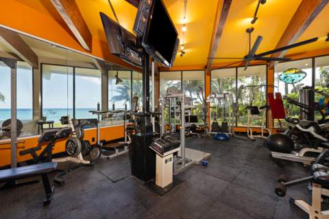 1075 Hillsboro Mile, Hillsboro Beach FL - photo 15 of 37