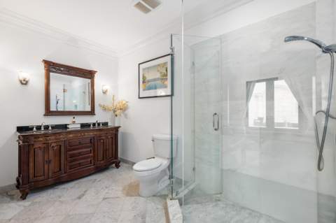1075 Hillsboro Mile, Hillsboro Beach FL - photo 23 of 37