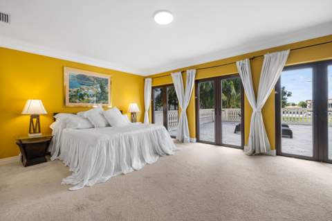 1075 Hillsboro Mile, Hillsboro Beach FL - photo 22 of 37