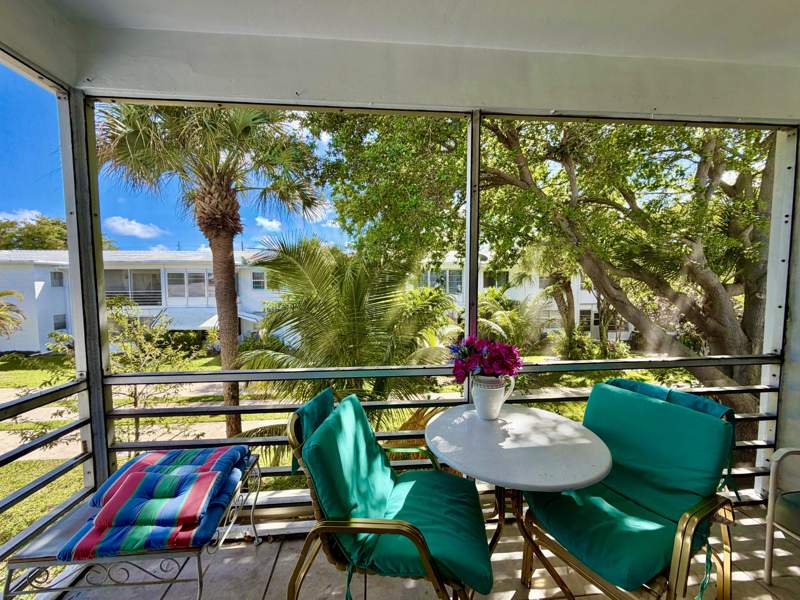 2 bedroom Condominium at 2551 W Golf Boulevard #204, Fairview IV Condo, Pompano Beach — photo 2