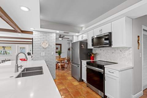 200 SW 5th Street, Boca Raton FL - photo 13 of 31