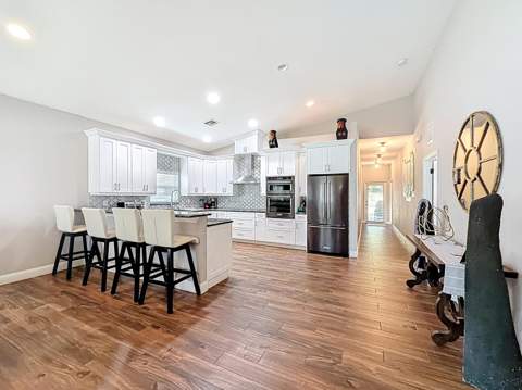 2643 Kentucky Street, West Palm Beach FL - photo 8 of 35
