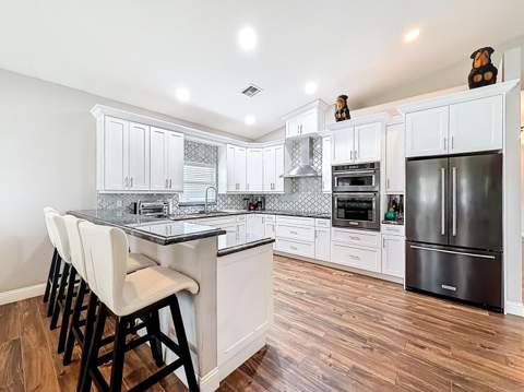 2643 Kentucky Street, West Palm Beach FL - photo 9 of 35