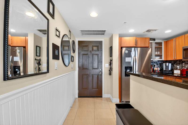 2 bedroom Condominium at 610 Clematis Street #608, 610 Clematis Condo, West Palm Beach — photo 5