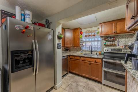 1432 SW 26th Avenue, Fort Lauderdale FL - photo 17 of 28