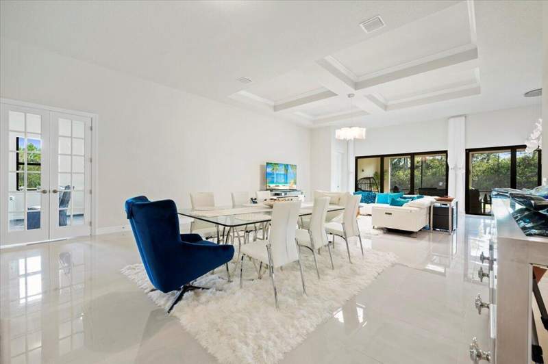 3 bedroom Single Family Residence at 9132 Balsamo Drive, Ancient Tree, Palm Beach Gardens — photo 2