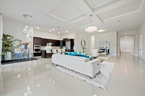 9132 Balsamo Drive, Palm Beach Gardens FL - photo 9 of 35