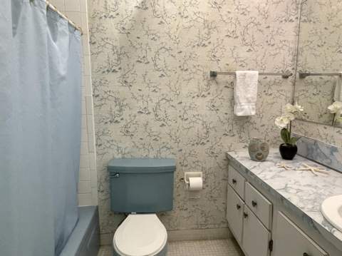 4629 Poinciana Street #Apt 409, Lauderdale-By-The-Sea FL - photo 23 of 35