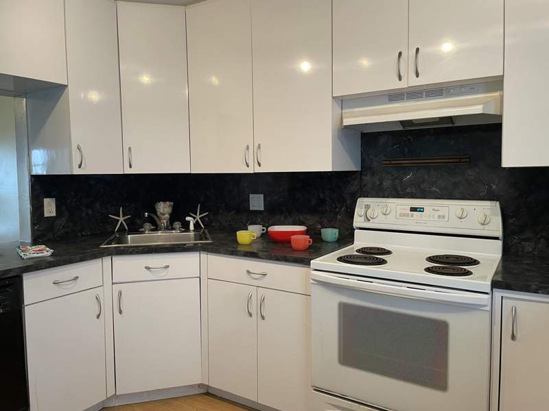 2 bedroom Condominium at 4629 Poinciana Street #Apt 409, Poinciana-By-The-Sea Condo, Lauderdale-By-The-Sea — photo 4