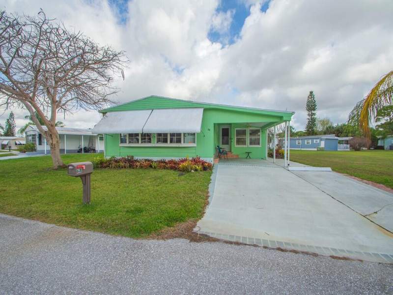 2 bedroom Manufactured Home at 68 W Caribbean, Spanish Lakes Golf Village, Port St. Lucie — photo 4