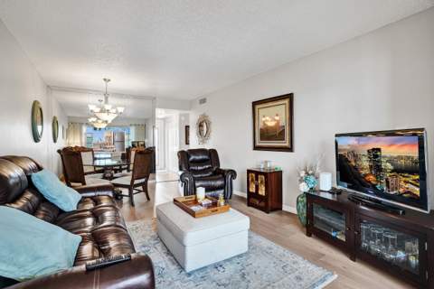 2901 E Sunrise Lakes Drive #305, Sunrise FL - photo 15 of 18