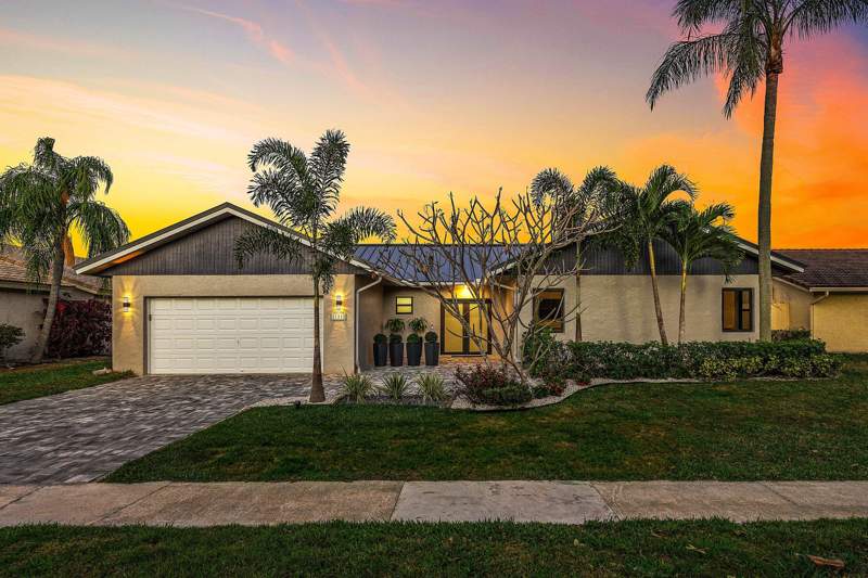 3 bedroom Single Family Residence at 21212 Escondido Way, Escondido, Boca Raton — photo 2