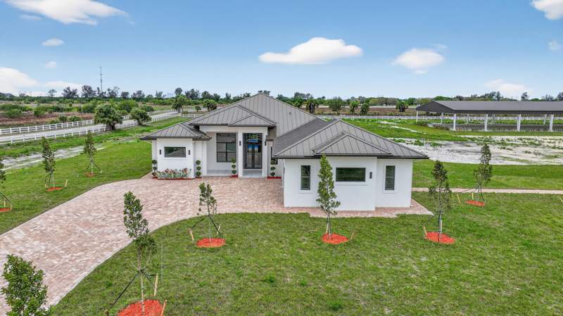 5 bedroom Single Family Residence at 3644 Frog Holw, White Fences Equestrian Estates 1, Loxahatchee — photo 4