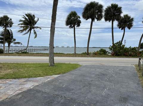 4490 NE Indian River Drive, Jensen Beach FL - photo 11 of 76