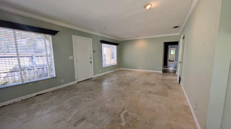 2 bedroom Single Family Residence at 1626 Tyler Street, Hollywood, Hollywood — photo 3