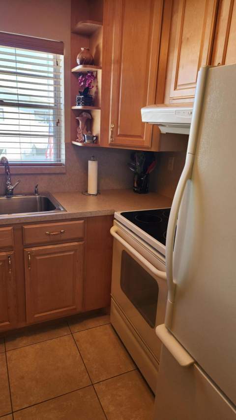 96 Andover D, West Palm Beach FL - photo 18 of 27