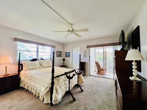314 Wellington D, West Palm Beach FL - photo 8 of 19