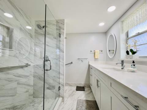 314 Wellington D, West Palm Beach FL - photo 9 of 19