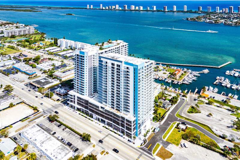 2 bedroom Condominium at 220 Lake Shore Drive #1613, Nautilus 220, Lake Park — photo 2