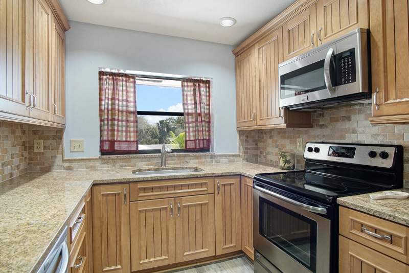 2 bedroom Condominium at 6041 SE Landing Way, Hansons Landing Condo, Stuart — photo 4