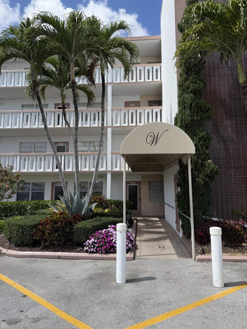 2 bedroom Condominium at 4022 Wolverton B, WOLVERTON AT CENTURY VILLAGE CONDO, Boca Raton — photo 1