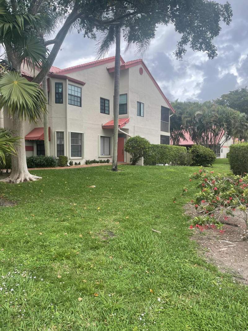 2 bedroom Condominium at 7884 Lexington Club Boulevard #B, Lexington Club, Delray Beach — photo 3