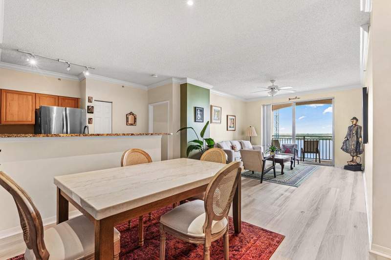2 bedroom Condominium at 616 Clearwater Park Road #1206, Montecito Palm Beach Condominium, West Palm Beach — photo 2