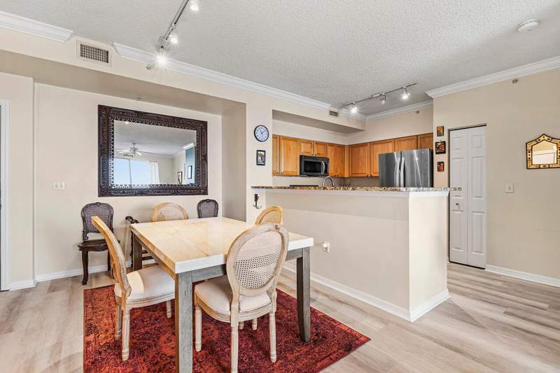 2 bedroom Condominium at 616 Clearwater Park Road #1206, Montecito Palm Beach Condominium, West Palm Beach — photo 4