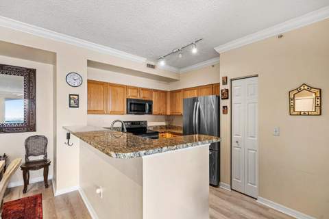 616 Clearwater Park Road #1206, West Palm Beach FL - photo 6 of 33