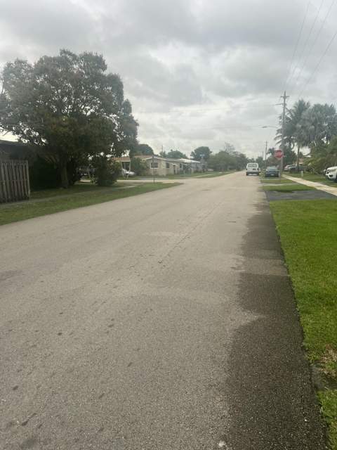 4680 NW 39th Street, Lauderdale Lakes FL - photo 10 of 48