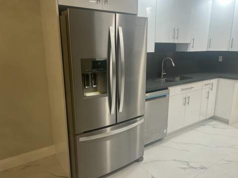 4680 NW 39th Street, Lauderdale Lakes FL - photo 14 of 48