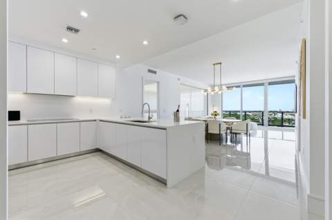 220 Lake Shore Drive #1205, Lake Park FL - photo 17 of 77