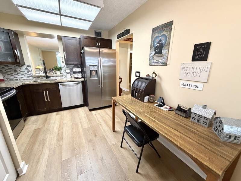 1 bedroom Condominium at 7320 Lake Cir Drive #204, Palm Lakes Condo, Margate — photo 4