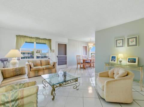 680 W Horizons W #212, Boynton Beach FL - photo 9 of 30
