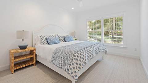 677 Village Road, North Palm Beach FL - photo 20 of 24