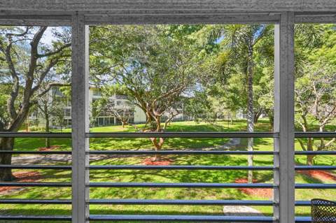 2403 Antigua Circle #C2, Coconut Creek FL - photo 24 of 60
