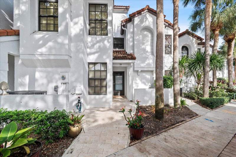 2 bedroom Townhouse at 2359 Treasure Isle Drive #31, Mariners Cove, Palm Beach Gardens — photo 2