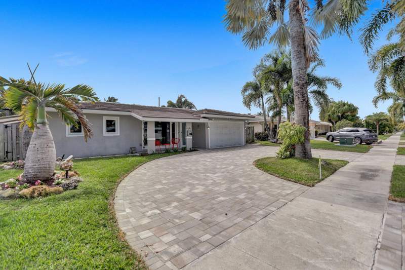 3 bedroom Single Family Residence at 470 SE 4th Court, Garden Isles Sec 5, Pompano Beach — photo 2