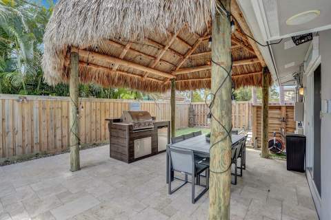 470 SE 4th Court, Pompano Beach FL - photo 9 of 58